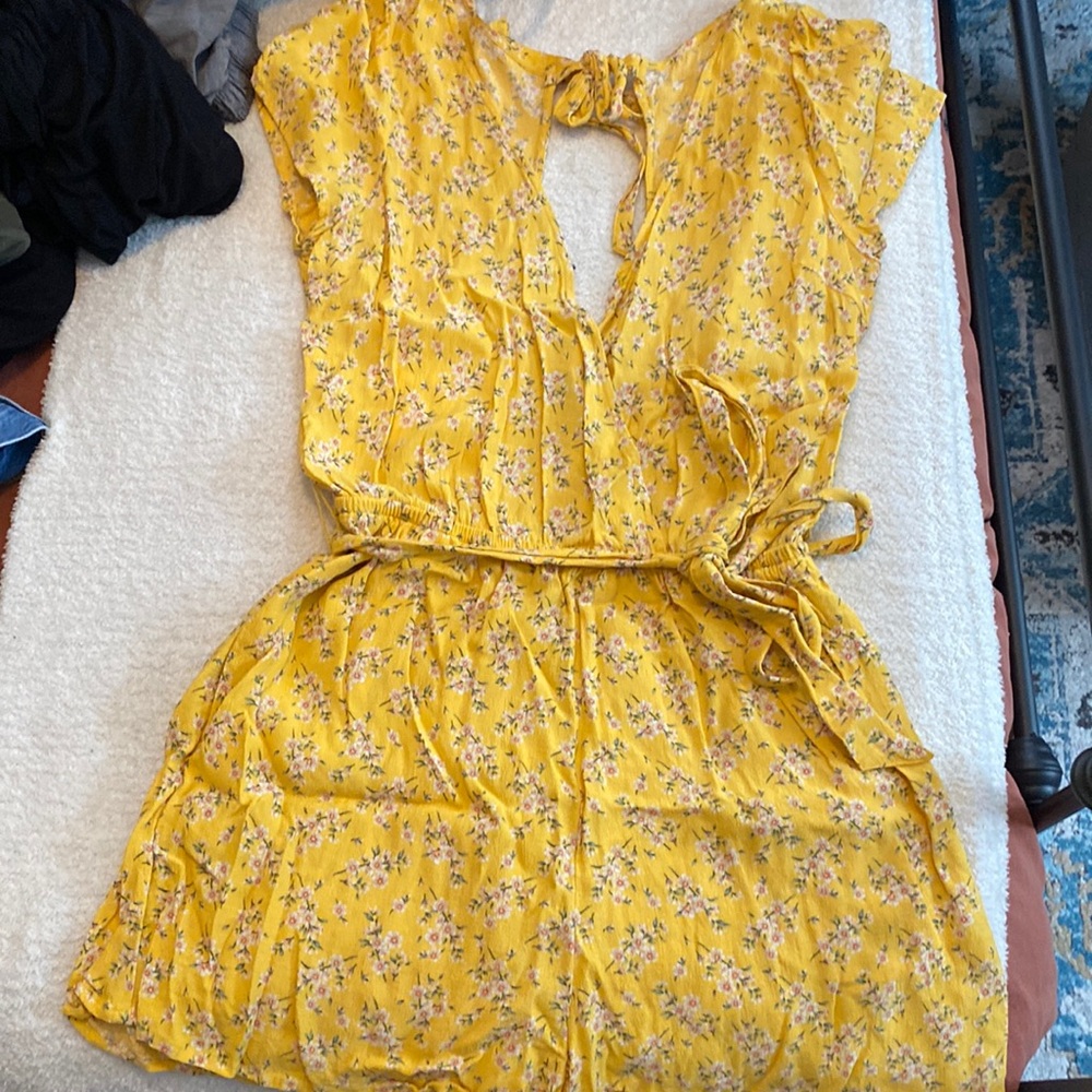 American Eagle floral yellow romper